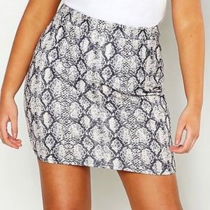 Plus Snake Print Mini Skirt